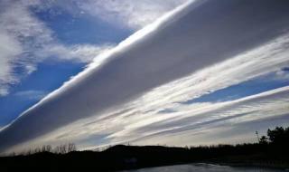 你是天边的一朵云彩 你是天边的一朵云彩